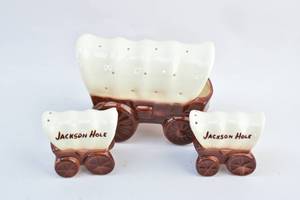 lot 93 image: 2 Ceramic Covered Wagon Salt & Pepper Shakers and Larger Wagon