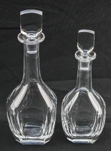 lot 35 image: 2 Glass Decanters
