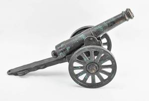 lot 79 image: Cast Iron Miniature Cannon Replica #2