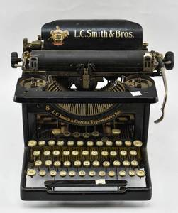 lot 43 image: Antique L.C. Smith & Corona No. 8 Typewriter