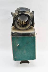 lot 109 image: Vintage Adlake Electric Railroad Switch Lamp