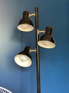 lot 147 image: Floor lamp and fan