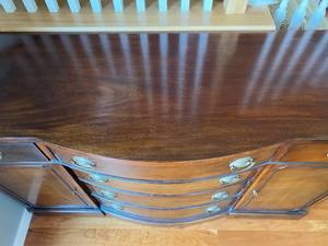 lot 163 image: Drexel Buffet