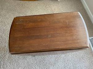 lot 181 image: End Table