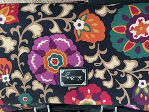 lot 214 image: Vera Bradley Travel Bag