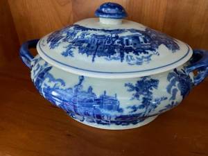 lot 224 image: Oriental Bowl and Platter