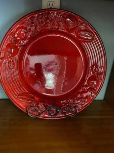lot 233 image: Red Pantryware and Dishes