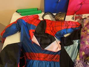 lot 150 image: COSTUMES Kids Costume Collection