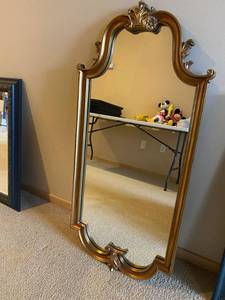 lot 257 image: Ornate Framed Mirror