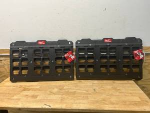 lot 11 image: MILWAUKEE Lot of 2- PACKOUT Large Wall Plates