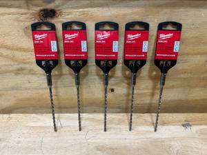 lot 27 image: MILWAUKEE Lot of 5- SDS Bits