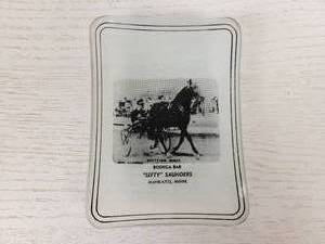 lot 74 image: Vintage Bodega Bar Glass Ash Tray - Mankato, MN