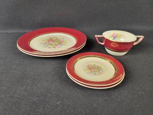 lot 139 image: Vintage Century by SALEM Plates and Sugar Bowl - NO SHIPPING