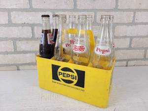 lot 165 image: Vintage Pepsi-Cola 16oz Bottle Carrier and Bottles - NO SHIPPING