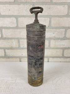 lot 169 image: Antique Fire-Gun Brass Fire Extinguisher