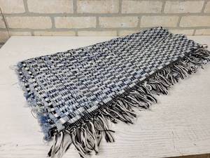 lot 178 image: NEW Rug Made from Blue Jeans