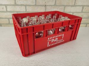 lot 60 image: 1970s The Pop Shoppe Crate and (24) 300mL Return Bottles - NO SHIPPING