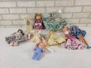 lot 215 image: Collection of Dolls