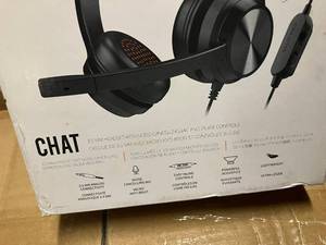 Creative CHAT Headset
