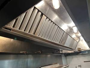 lot 10 image: Stainless Steel Commercial KitchenRestaurant Exhaust Hood With Ballasts - 60D x 22H x 144W