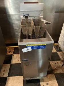 lot 13 image: Pitco LP Deep Fryer - 47H x 30D x 15W - Working Condition