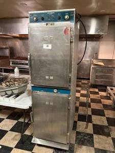 lot 25 image: Alto-Shaam Model 1000 THI Double Oven - 220V - 76H x 28D x 23W - Working Condition
