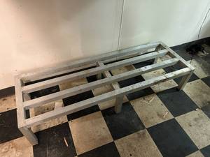 lot 29 image: Aluminum Storage ShelfRack - 60W x 20D x 12H
