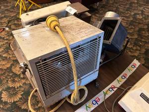lot 86 image: 110V Exhaust Fan and 240V Single Phase Electric Heater - Working Condition