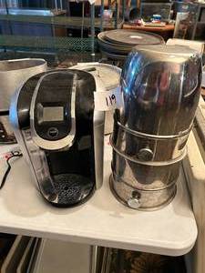 lot 119 image: Keurig Coffee Maker and Three Stainless Mixing Bowls - Working Condition