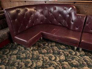 lot 147 image: Skypad Carbon Collection Polyester Restaurant Booth - 75W x 63D x 48H -