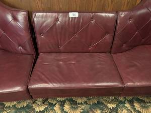 lot 150 image: Skypad Carbon Collection Polyester Restaurant Booth - 39W x 27D x 38H -