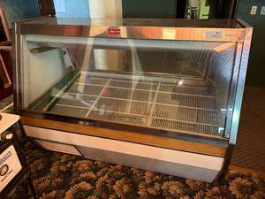 lot 161 image: McCray Display Cooler -- 72W 36 D 52H --  Powers Up Does Not Cool -- For Repair or Parts