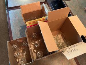 lot 244 image: Big Lot of Restaurant Glassware