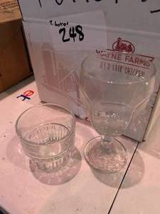 lot 248 image: 25 Piece Assorted Glassware Lot