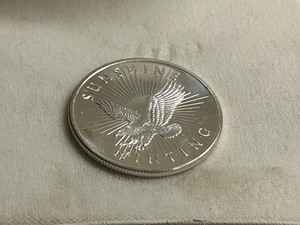12oz Sunshine Minting Silver Round -- 12 Troy Ounce FINE Silver