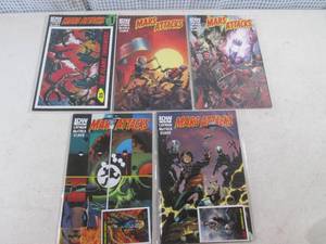 lot 31 image: (C-4) 10 Vintage IDW Mars Attacks C...