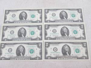 lot 41 image: (CNTR) 6 - $2 Dollar Bills - Serial...