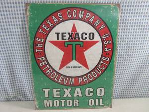 lot 51 image: (EC1) Texaco Motor Oil Tin Sign 12 ...