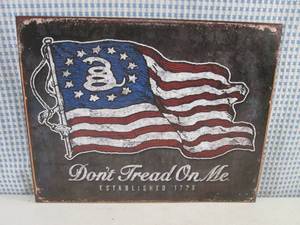 lot 70 image: (G-1) Dont Tread On Me Tin Sign 16...