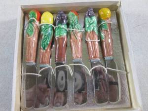 lot 92 image: (C-4) Vintage 6pc Small Spreader Se...