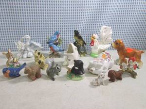 lot 95 image: (CSB) Assorted Vintage Small Animal...