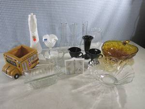 lot 105 image: (CSB) Assorted Glass Decor Etc...