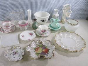 lot 128 image: (EW3) Assorted Vintage...