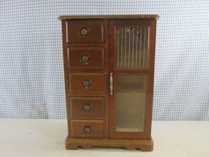 lot 130 image: (FS) Wood Jewelry Box with Contents...