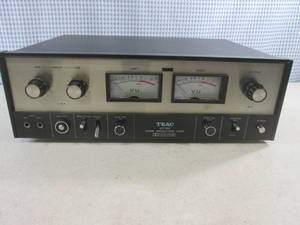 lot 141 image: (A-3) Teak AN-180 Noise Reduction U...