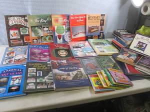 lot 166 image: (D-3) Vintage Books - Collector Gui...