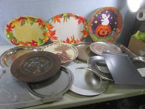 lot 169 image: (BSB) Assorted Serving Platter And ...