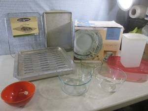 lot 179 image: (A-1) 16pc Stoneware ( Missing 1 Sm...