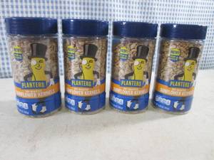 lot 208 image: (B-1) 4 Bottles Planters Dry Roaste...