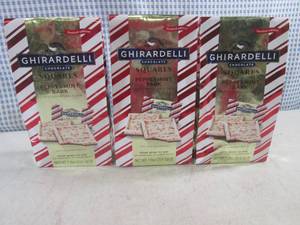 lot 213 image: (B-1) 3 Bags Chocolate Peppermint B...